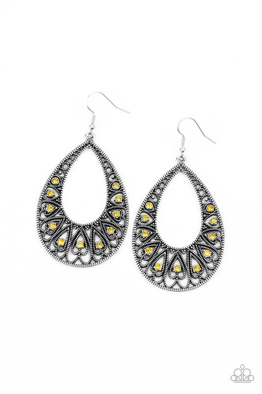 Love To Be Loved Yellow
Earrings Paparazzi
