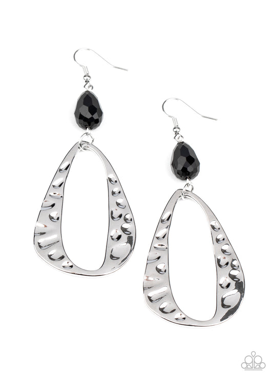 Enhanced Elegance  Black
Earrings - Daria's Blings N Things