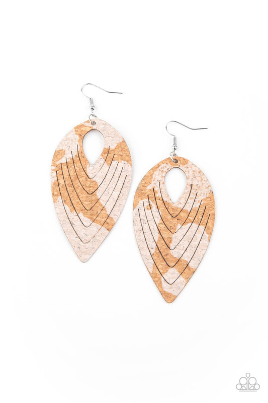 Cork Cabana White
Earrings - Daria's Blings N Things