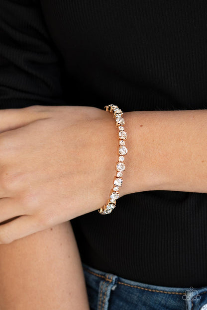 Photo Op Gold
Bracelet - Daria's Blings N Things