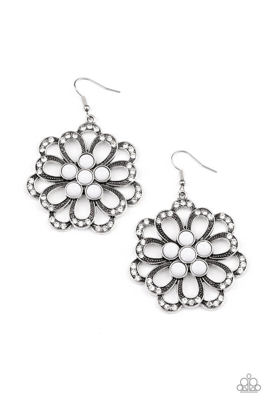 Dazzling Dewdrops White
Earrings - Daria's Blings N Things