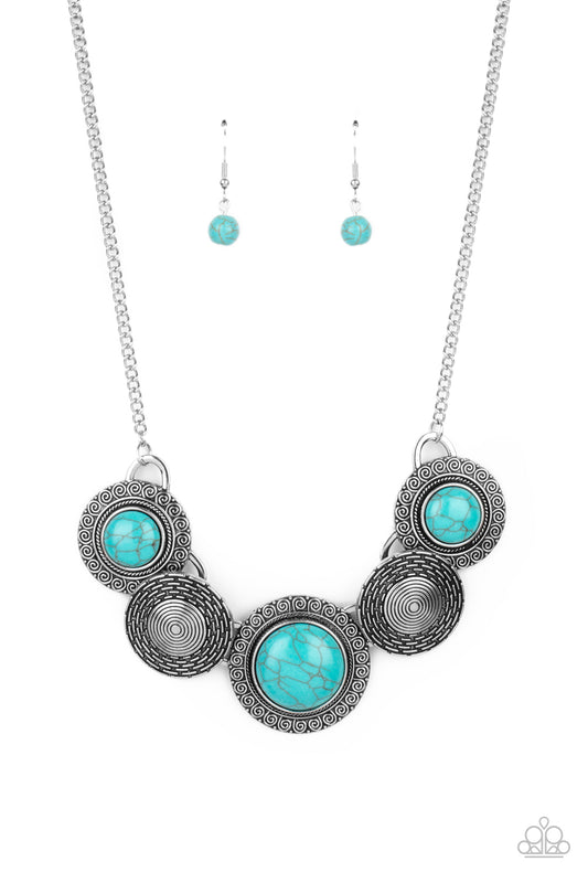 Canyon Cottage Blue
Necklace - Daria's Blings N Things