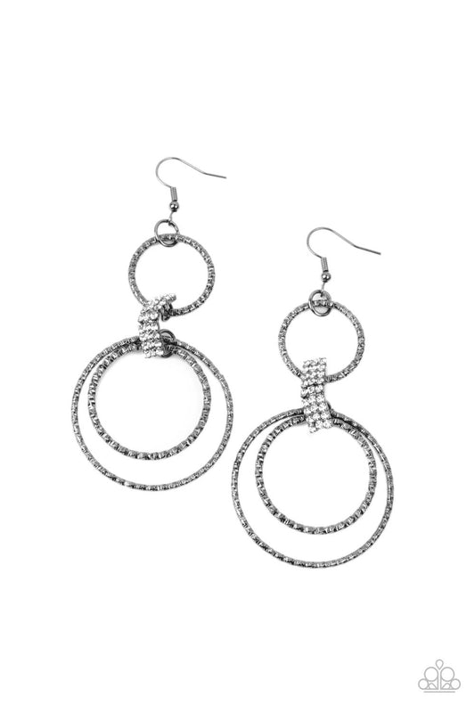 Getting Hitched Black
Earrings - Daria's Blings N Things