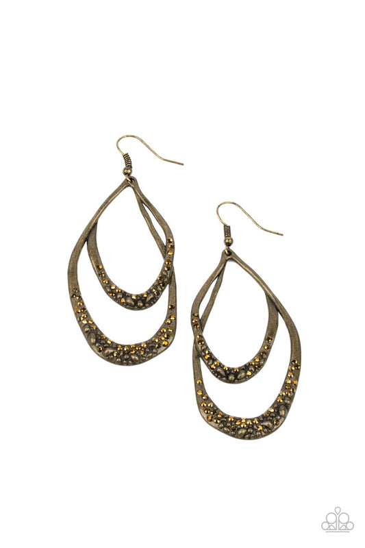 Beyond Your GLEAMS Brass
Earrings - Daria's Blings N Things