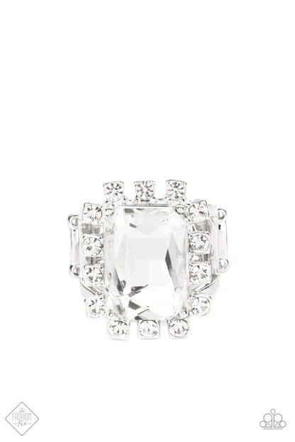 Galactic Glamour White
Ring - Daria's Blings N Things