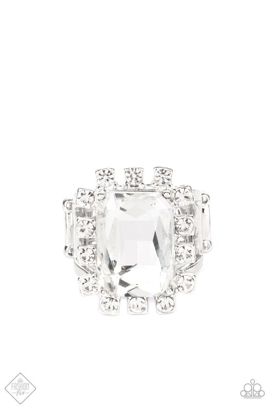 Galactic Glamour White
Ring - Daria's Blings N Things