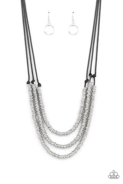 RING to Reason Black
Necklace - Daria's Blings N Things