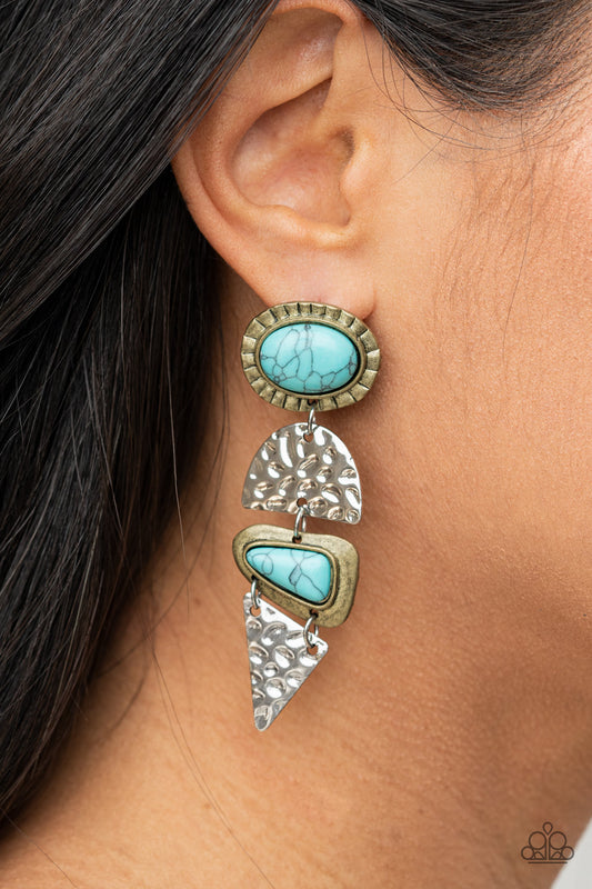 Earthy Extravagance Multi
Post Earrings Paparazzi