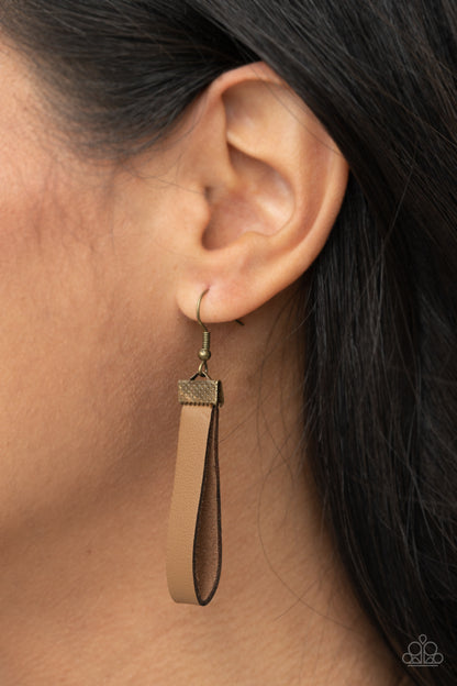Majorly Moonstruck Brass Necklace Paparazzi