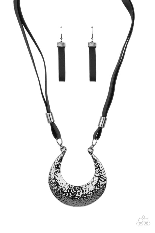 Majorly Moonstruck Black Necklace Paparazzi