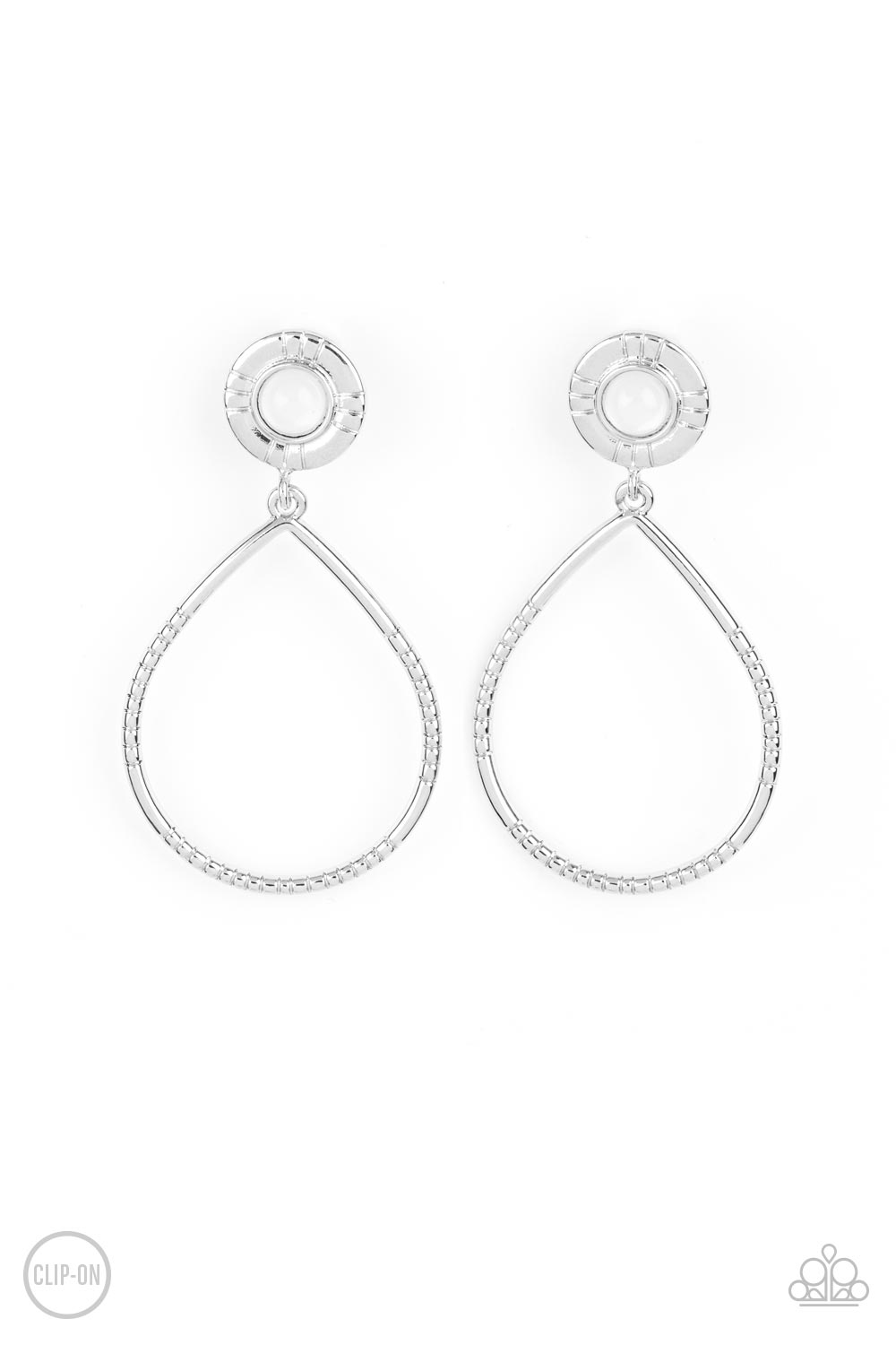 Fairytale Finish White
Clip-On Earrings Paparazzi