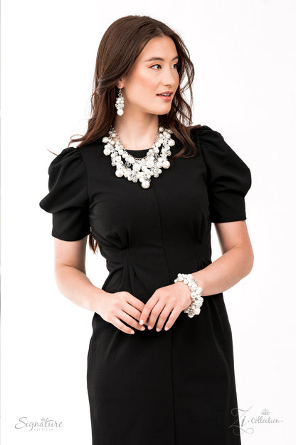 Couture Celebrator
Zi Bracelet - Daria's Blings N Things