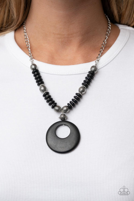 Oasis Goddess Black Necklace Paparazzi