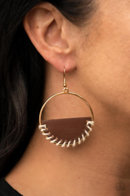 Lavishly Laid Back Brown
Earrings Paparazzi