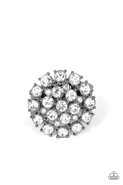 SELFIE-Confidence Black Ring Paparazzi