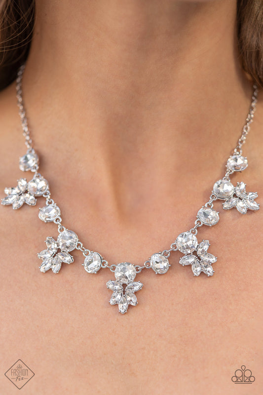 Prismatic Proposal White
Necklace Paparazzi
