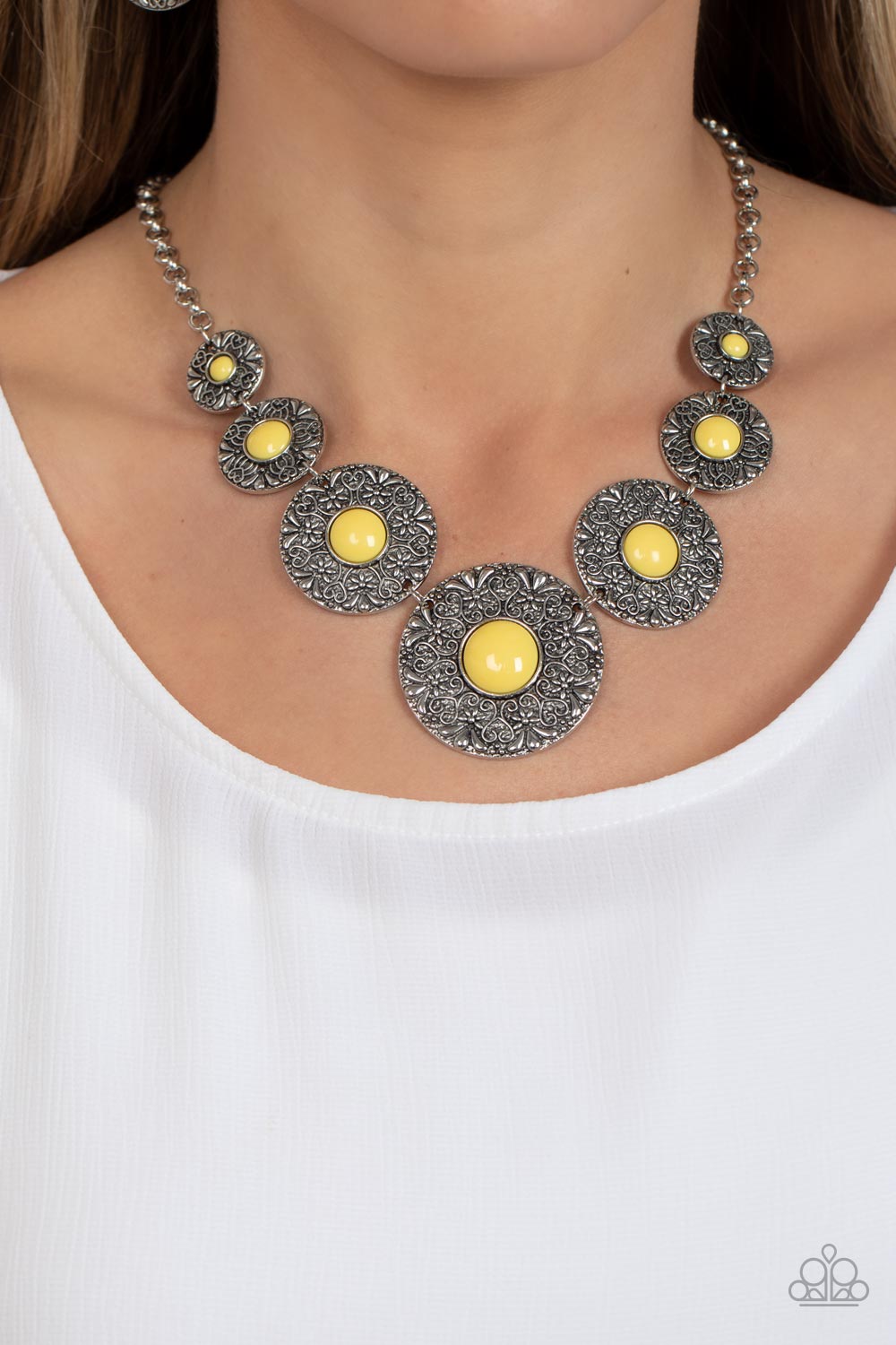 Garden Glade Yellow Necklace Paparazzi