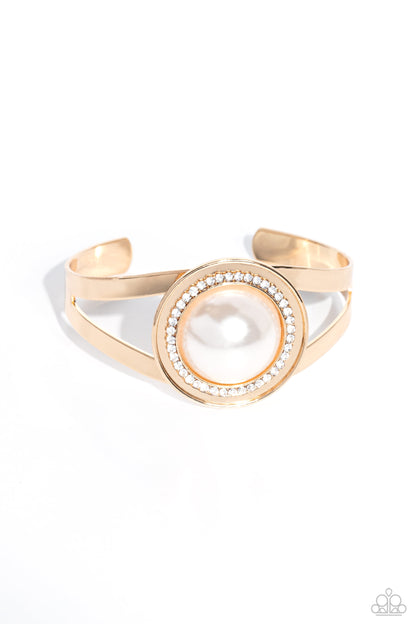 Put On The GLITZ Gold Bracelet Paparazzi