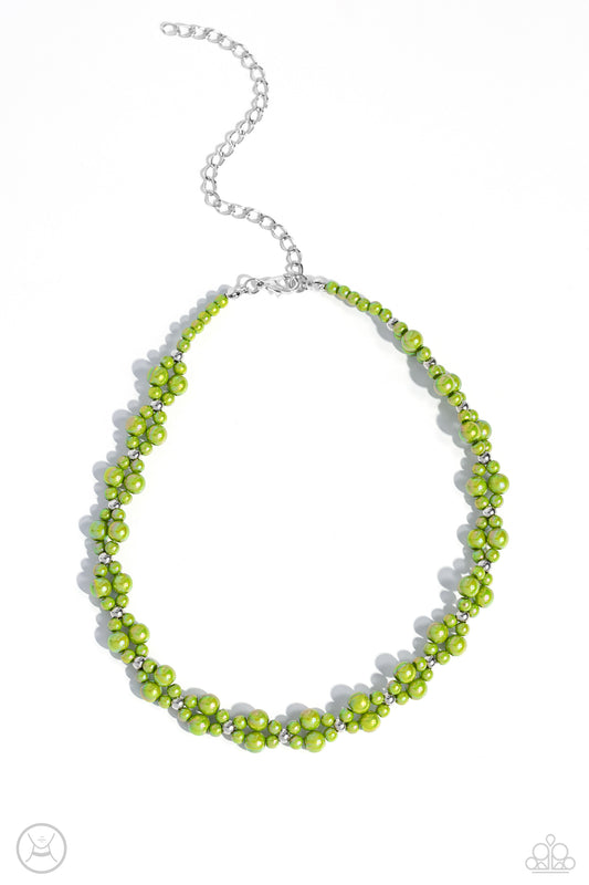 Dreamy Duchess Green Choker Necklace