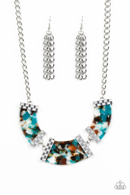 HAUTE-Blooded Blue Necklace - Daria's Blings N Things