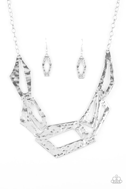 Break The Mold Silver Necklace - Daria's Blings N Things