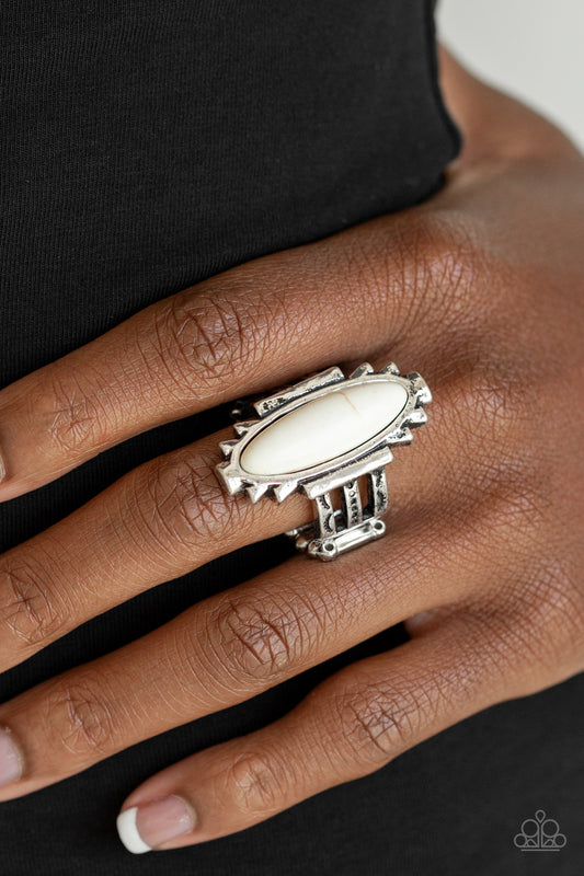 Canyon Colada White
Ring - Daria's Blings N Things