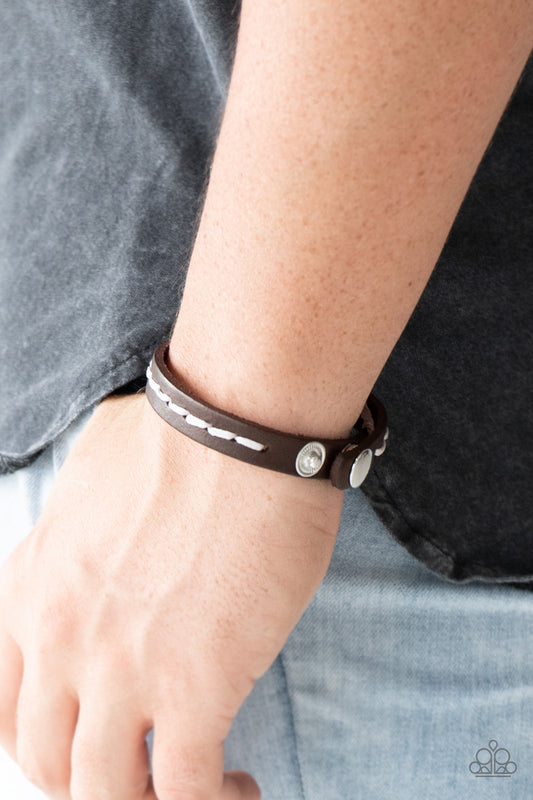 First Class TRAVELER Brown
Bracelet - Daria's Blings N Things