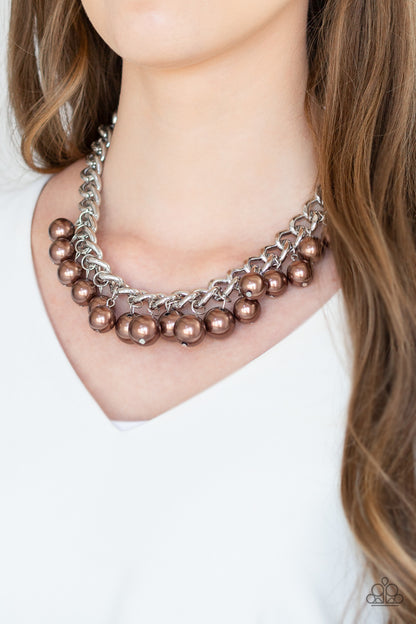 Get Off My Runway Brown
Necklace - Daria's Blings N Things