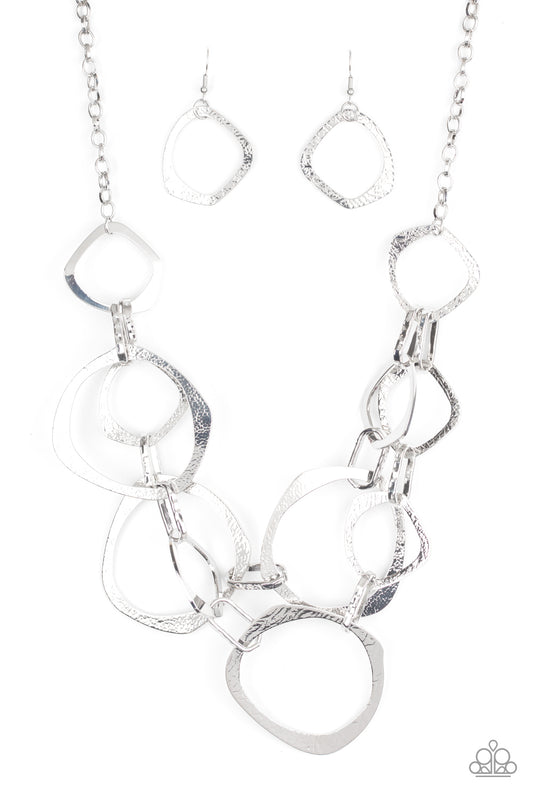 Salvage Yard Silver
Necklace Paparazzi