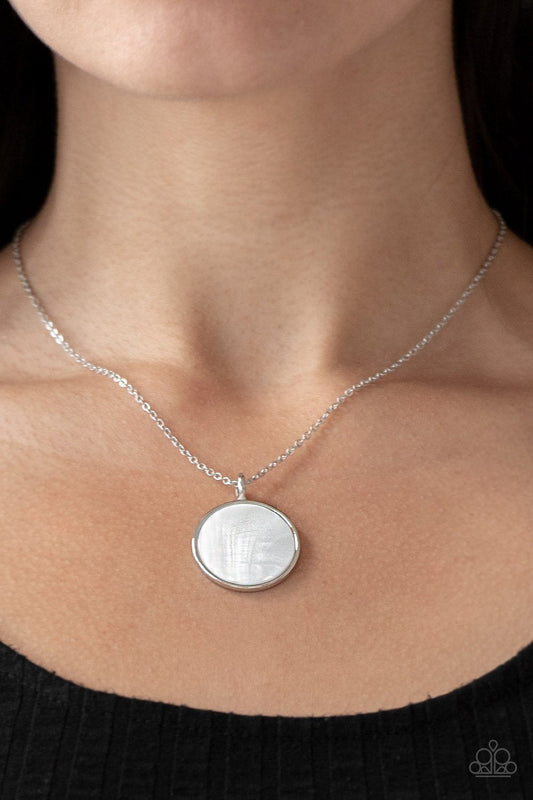 Shimmering Seashores White Necklace Paparazzi 