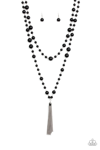 Social Hour Black
Necklace