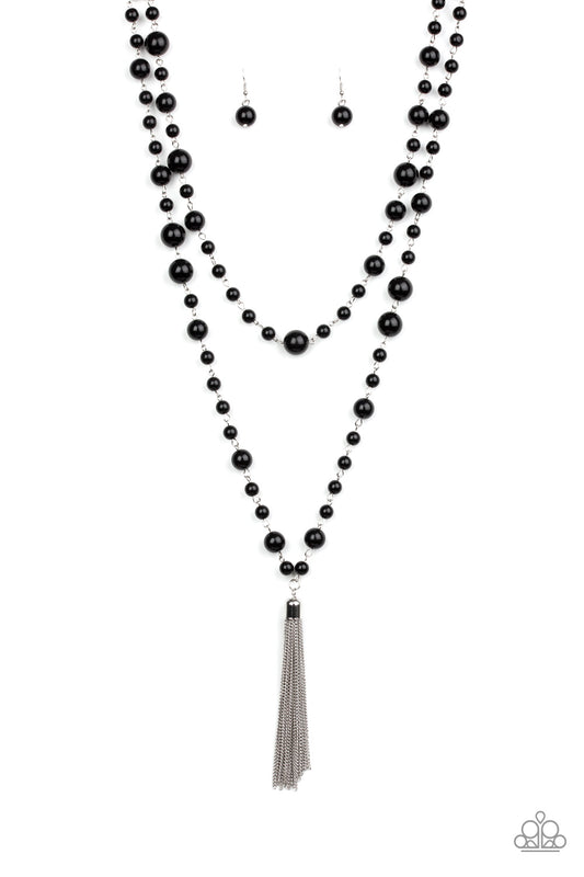 Social Hour Black
Necklace
