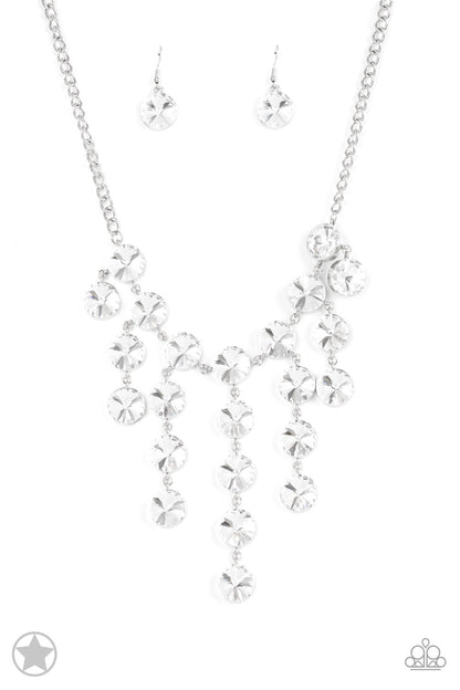 Spotlight Stunner White Necklace Paparazzi