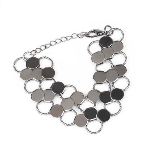 Cast a Wider Net Black
Bracelet - Daria's Blings N Things